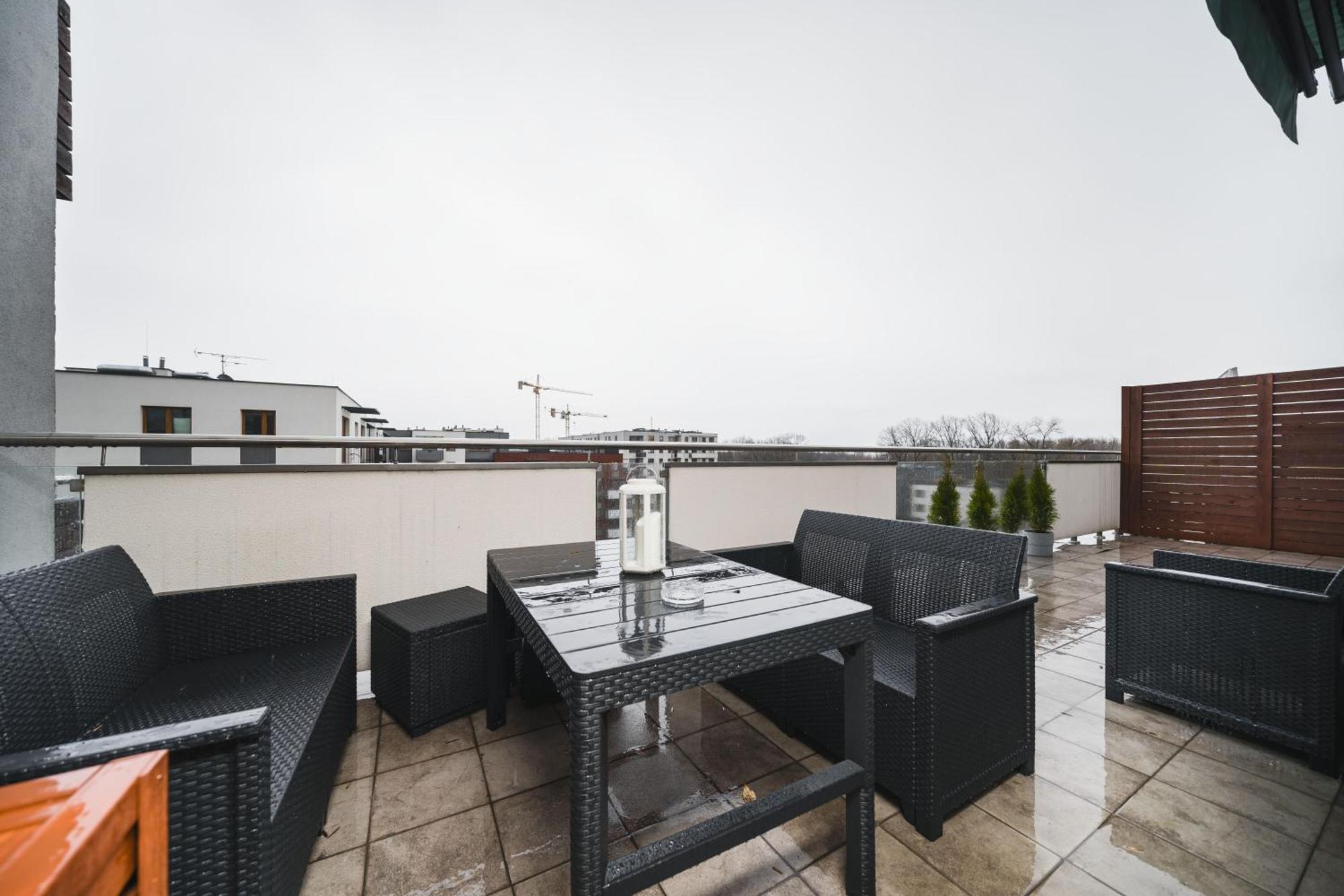クラクフApartament Z Tarasem Oraz Podziemnym Parkingiemアパートメント エクステリア 写真